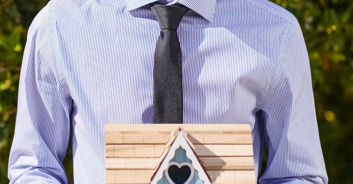 Bronze Boot, Phoenix